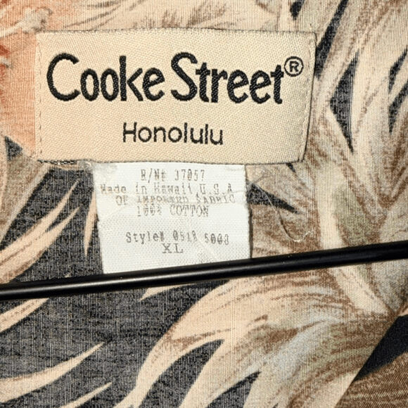 Cooke Street Mens XL Hawaiian Shirt Tropical Floral Aloha Pineapple Button Up - Picture 2 of 5